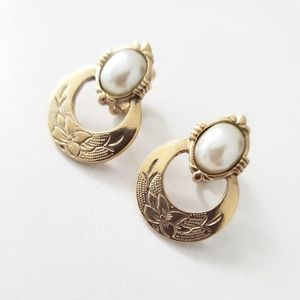 Vintage Clip On Earrings